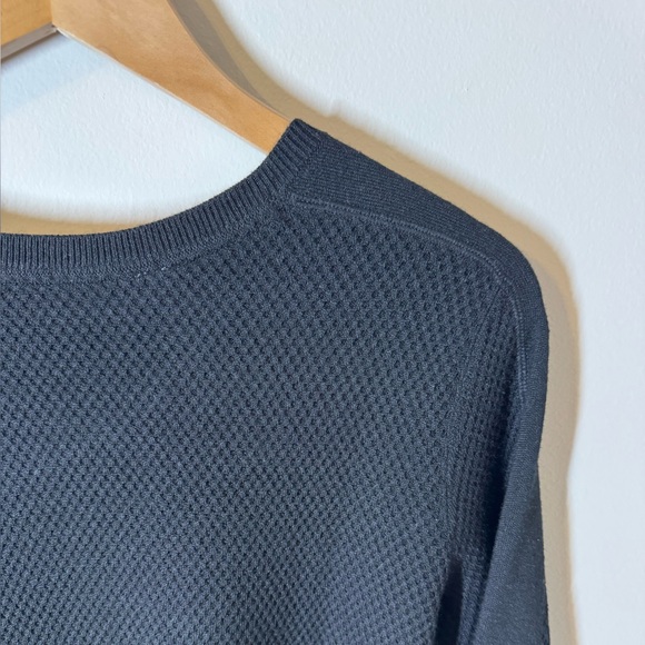 NWT Athleta Black Thermal Honeycomb Sweater M - Picture 4 of 6